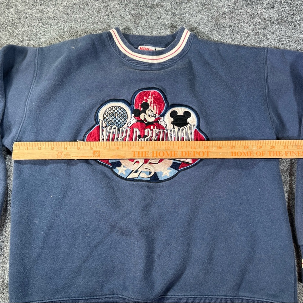 Vtg 90s 1996 Disney World 25 Year Reunion Crewneck Sweatshirt Mickey Inc. Size M - Picture 4 of 7